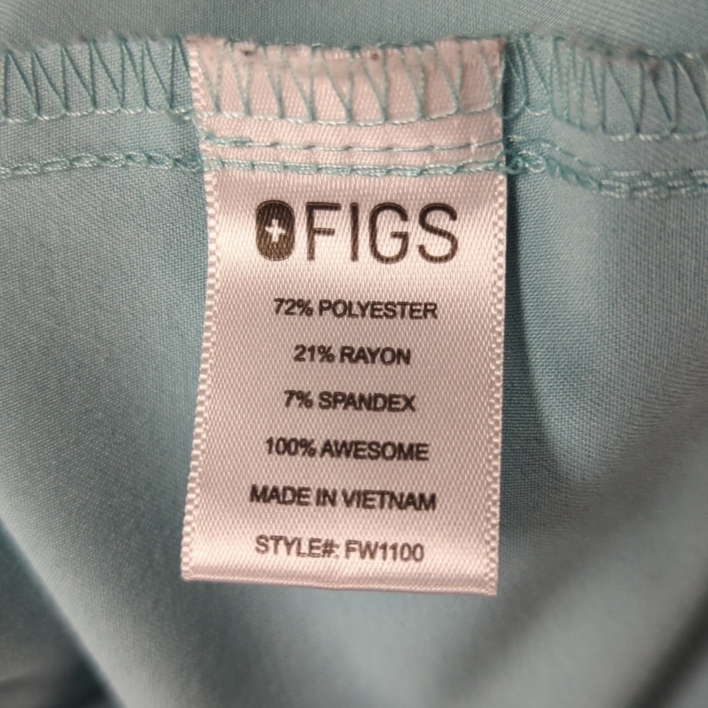Figs Technical Collection Scrub Top - Picture 10 of 11